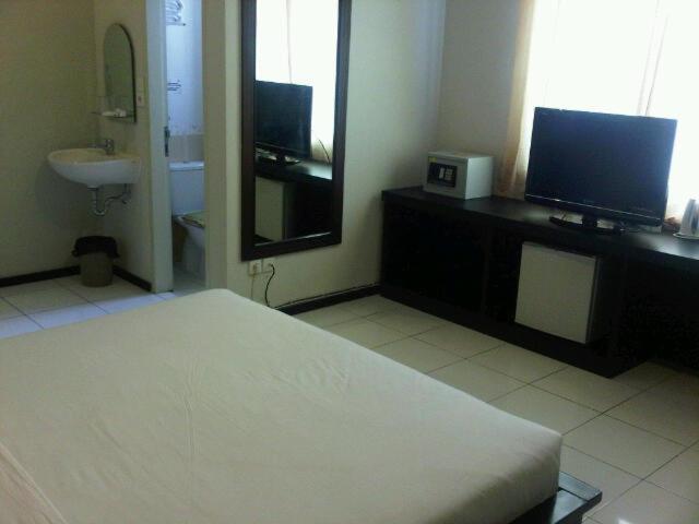 The Orchid Hotel Ambon Εξωτερικό φωτογραφία